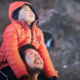 艺评丨高求忠:爱,照亮心灵,驱散黑暗