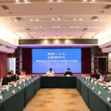 “贯彻二十大 讴歌新时代”湖南省首届学雷锋文艺志愿服务“时代风尚”先进典型颁奖典礼暨文艺助力新时代文明实践工作交流会在株洲举行
