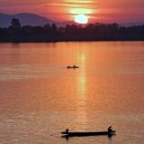 芙蓉·诗歌丨许天伦:渡江即景