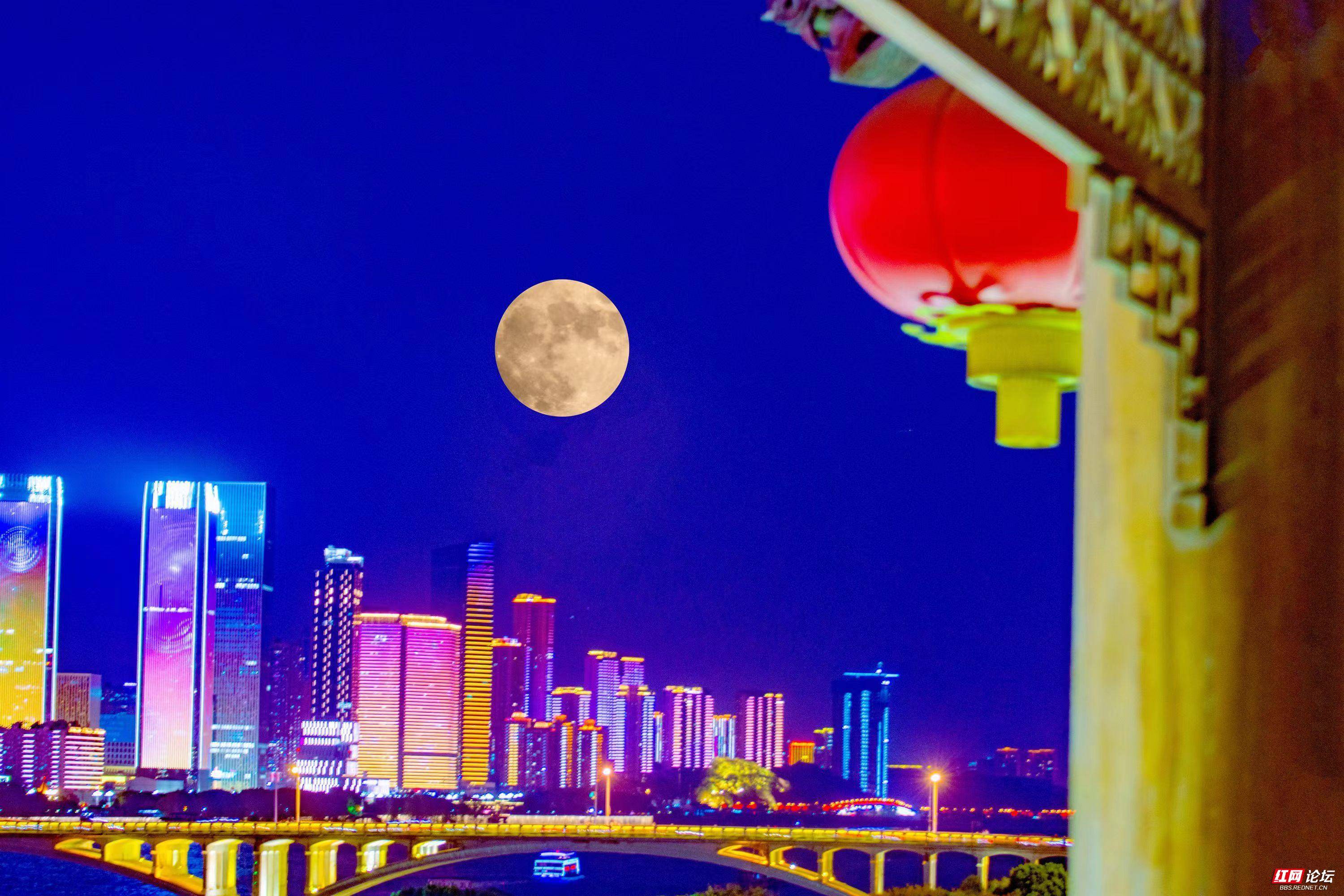 中秋。吴非.jpg 中秋。吴非.jpg