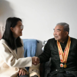 用一幅书法作品敲开老兵的家门