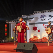 既有乡土情又有文化味 长沙这场“村晚”把欢乐送到家