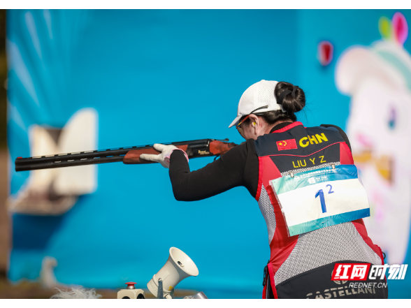 八届全运传奇妈妈刘英姿 与19岁女儿并肩“打”江山