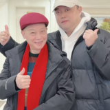 散文丨伍辉：戏台上的父亲，岁月里的师者