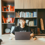 从小阁楼到“文学岛”：老慕的网络文学创作之行丨“长沙文艺新人”