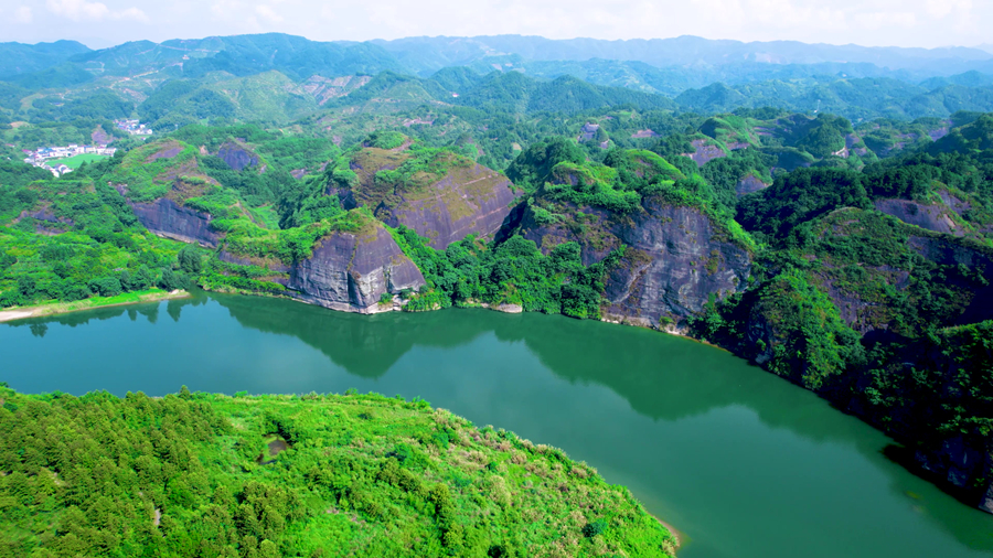 千库网_航拍思蒙国家湿地公园大好河山祖国山河旅游旅行自然风景_摄影图编号20416259_副本.jpg