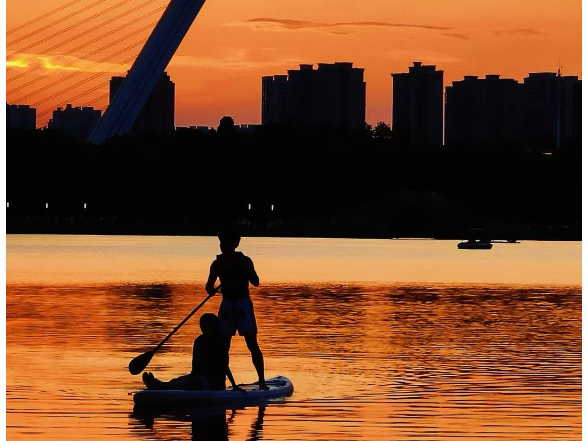 一桨一板撬动消费、文旅融合与城市生活新体验