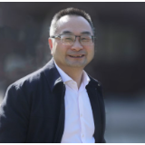 在数字浪潮中书写爱的救赎——专访诗人蔡建旺