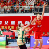 世界杯资格赛前关键练兵 中国女篮长沙热身赛上演“模拟考”