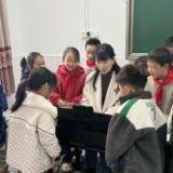深耕公益美育 她用音乐点亮乡村孩子的梦想