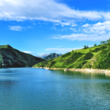 散文丨唐樱：一泓碧水映初心