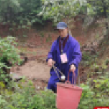 衡南“屋场保洁员”让贫困群众赚钱顾家两不误