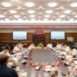 衡阳市委召开专家学者征求意见座谈会，为建设现代产业强市最广泛地凝聚各方智慧