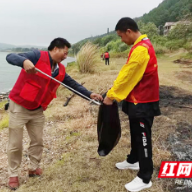  衡山：“河小青”齐力为湘江河净滩