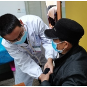 不出门就能享受优质医疗资源 南华附一医院专家下基层义诊