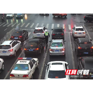 交警蜀黍，你奔跑的样子，真帅！