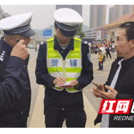 衡山：交通交警联合执法 整治接送学生非法营运车辆