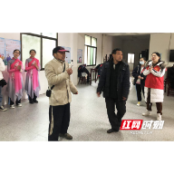 衡山：学习雷锋好榜样 敬老院里歌声亮