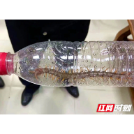 我为群众办实事|蒸湘区：蜈蚣咬伤学生 民警冒雨送医