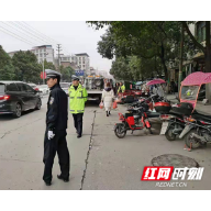 “马路市场”到“便民通道” 耒阳交通专项整治还路于民