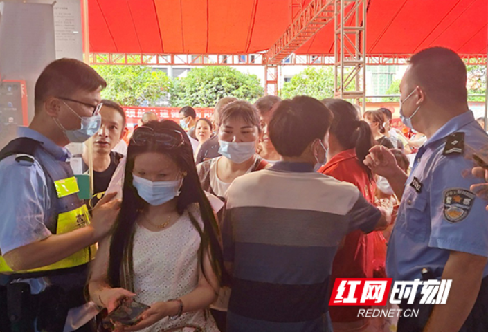 蒸湘公安全力护航疫苗接种工作 共筑全民免疫屏障