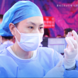 图看雁峰 疫苗接种的爱心接力