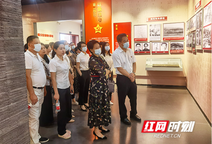 衡阳市住建局百余名基层党务工作者和机关党员“补能充电”