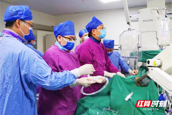 南华医院心血管内科团队巧用微创手术 助主动脉严重狭窄患者重获“心”生
