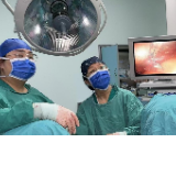 南华医院完成衡阳地区首例经阴道单孔腹腔镜手术，开启无疤痕时代