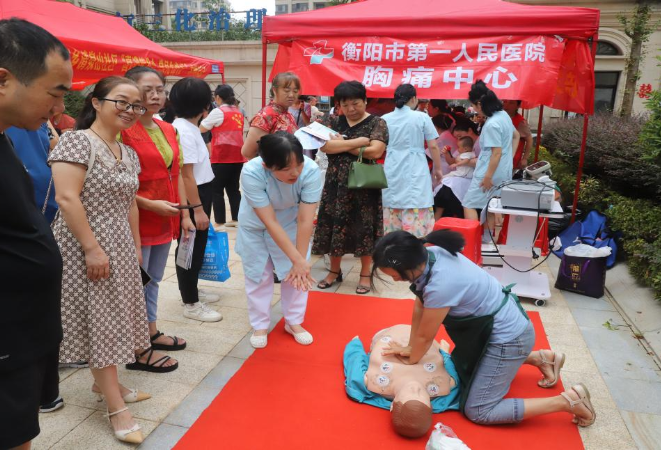 衡阳市第一人民医院深入社区开展助力旅发大会义诊活动