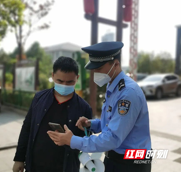 核酸检测+反诈宣传，石鼓公安“疫”线普法守好人民群众钱袋子
