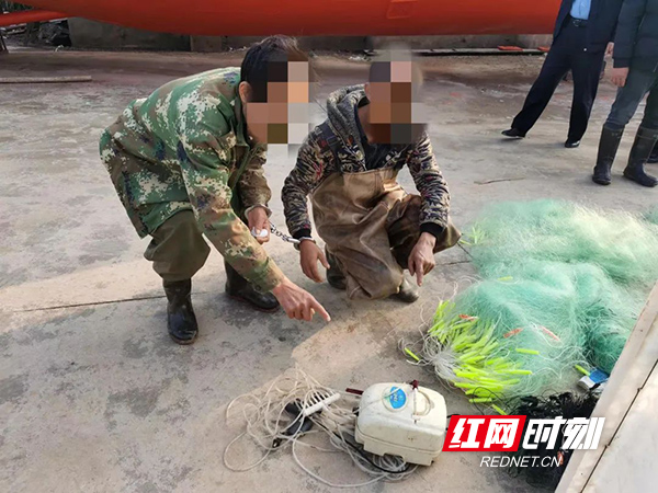 衡南县：民警深夜出击，4名“捕鱼达人”落网