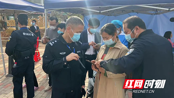 常宁：民辅警当起“推广员”，只为守护群众“钱袋子”
