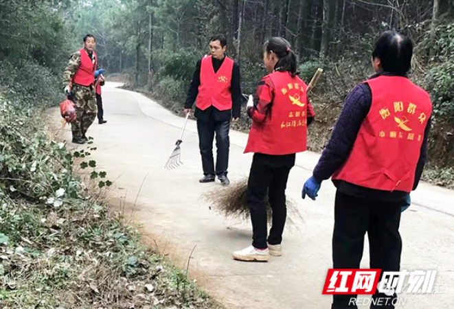 衡山县霞流冲村：干部群众齐上阵 环境卫生再提升