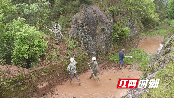 衡阳县：清淤疏浚 全力保障粮区灌溉用水