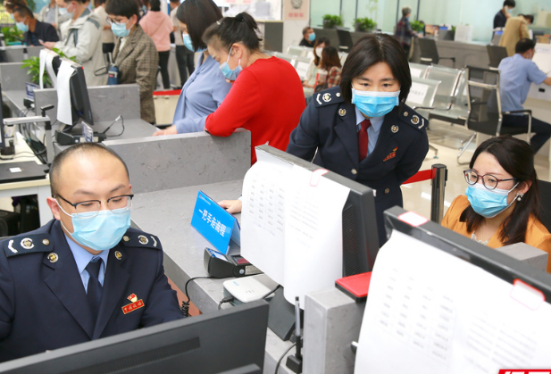 衡阳税务：“一把手走流程”，走出办税缴费加速度