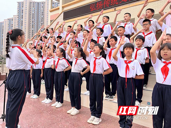 衡山县景贤小学开展国旗下“思政大讲堂”活动