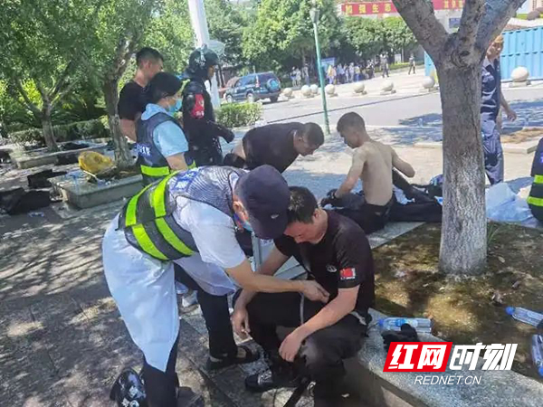 礼遇先进！蒸湘公安分局“送奖上门”表彰义警先进集体和个人