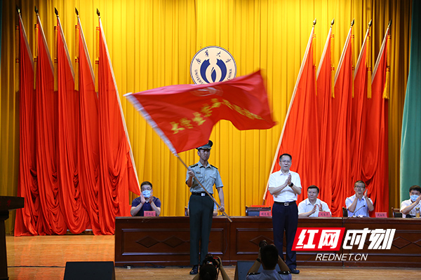 衡阳：开学第一课 唱响“无毒”青春