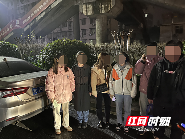 衡阳一女子酒驾遇查换人 神色慌张露马脚