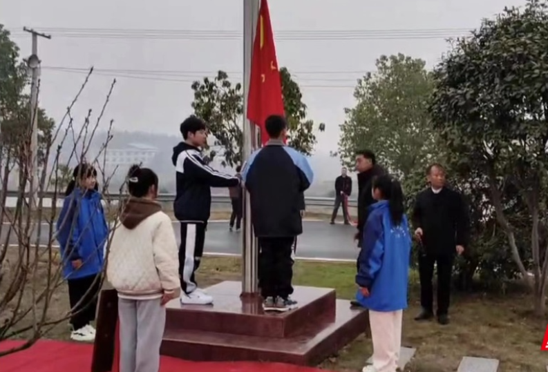 湖南耒阳：文明屋场里的迎新文明仪式