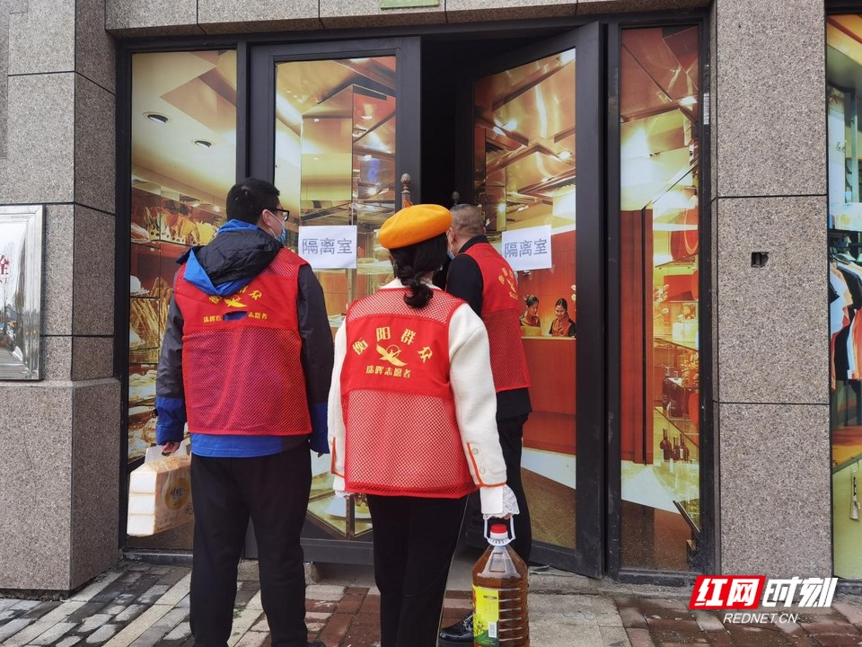 珠晖区酃湖乡：防控在网中 服务融格里