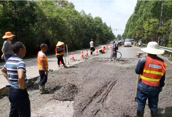 衡阳祁东：公路养护治理“标准化” 提升通行能力