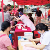 南华医院开展眼科义诊和科普宣教活动