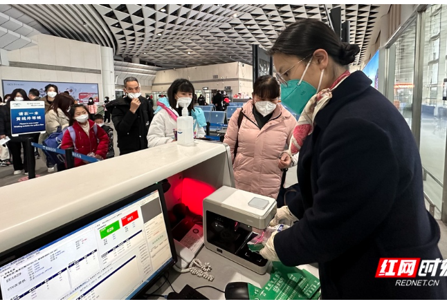 春节期间，衡阳南岳机场迎送旅客1.5万人次