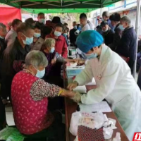 耒阳：义诊送到“家门口” 健康服务暖人心