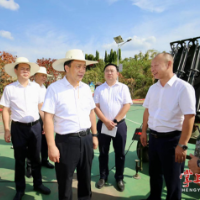 秦国文调研检查抗旱保收工作并看望慰问高温一线劳动者
