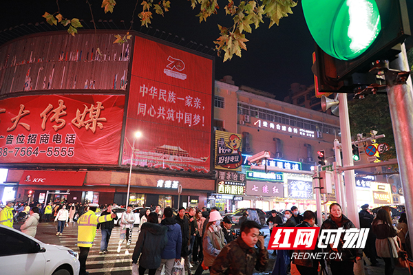 在衡阳市中心城区的解放大道,中山南路,中山北路等路段,各个街口一如