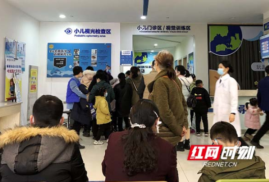 寒假又来了 眼科医生教你如何防控孩子近视