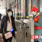 直击春运第一天 衡阳火车站旅客较往年有点少